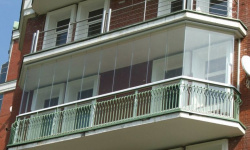 Французское остекление лоджий и балконов